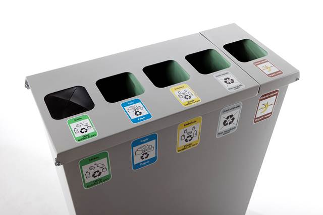Словенски производител на съдове за разделно събиране на отпадъци търси дистрибутори