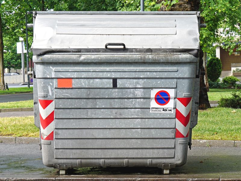 Община Септември избира доставчик на съдове за отпадъци
