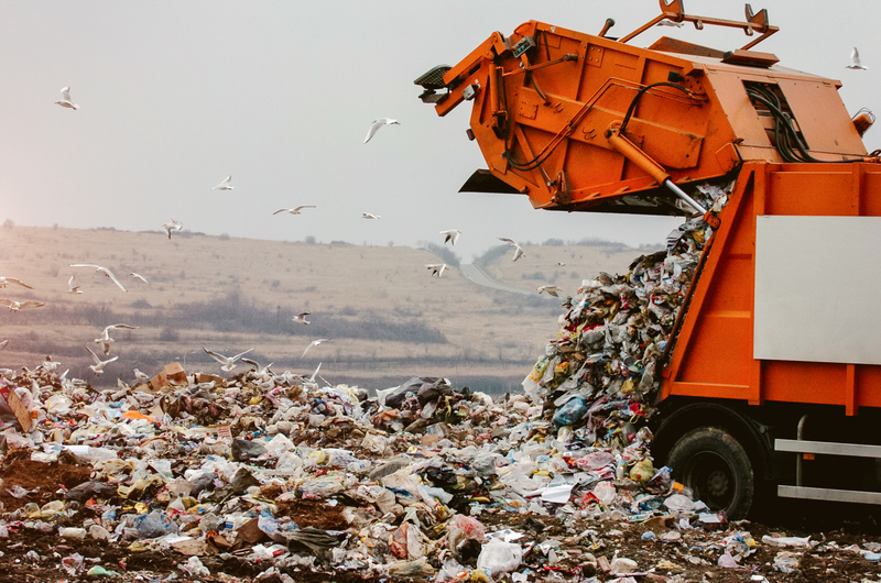 Община Луковит търси доставчик на оборудване за депо за отпадъци